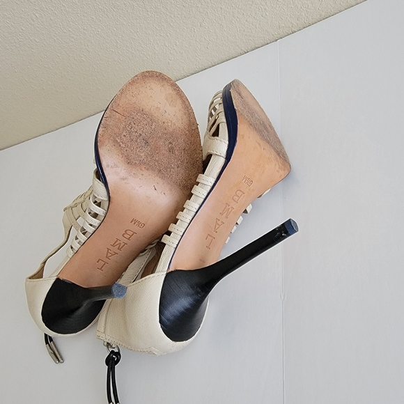 LAMB Kamy Caged High Heels - Picture 10 of 10